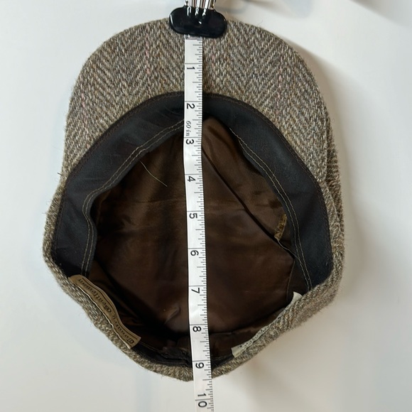 Vintage 100% Scottish Wool Harris Tweed Peaked Cap Country Gentleman - Picture 8 of 12
